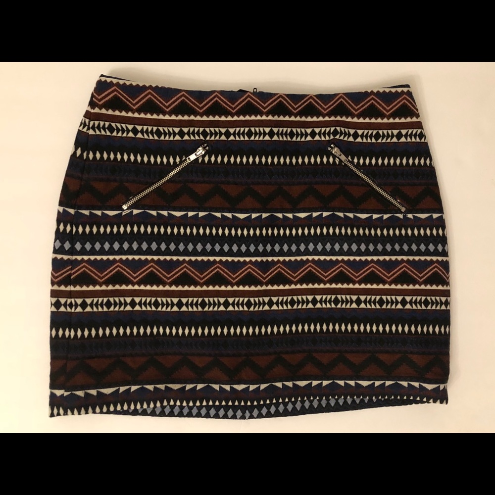 H&M mini Aztec striped Skirt size 6